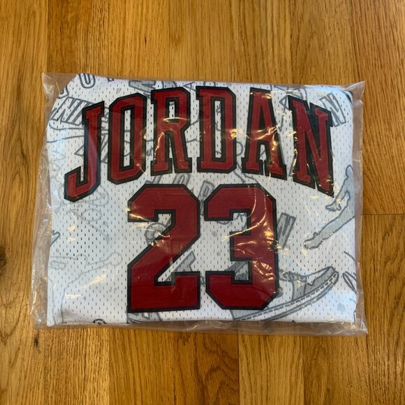 EUC Jordan All Over Print Youth Jersey Size MEDIUM 10/12 - Picture 14 of 14